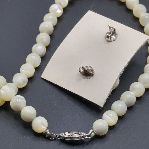 Vintage Mother of Pearl Beaded Necklace Post Earrings Set, 16 Inch & 3/4 Inch - Picture 6 of 6